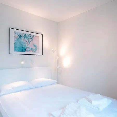 Hitrental Riesbach Apartments Zurich Exterior photo